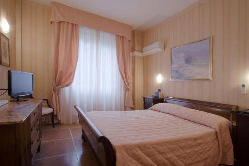 Hotel La Pace, Pisa
