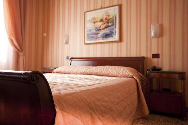 Hotel La Pace, Pisa