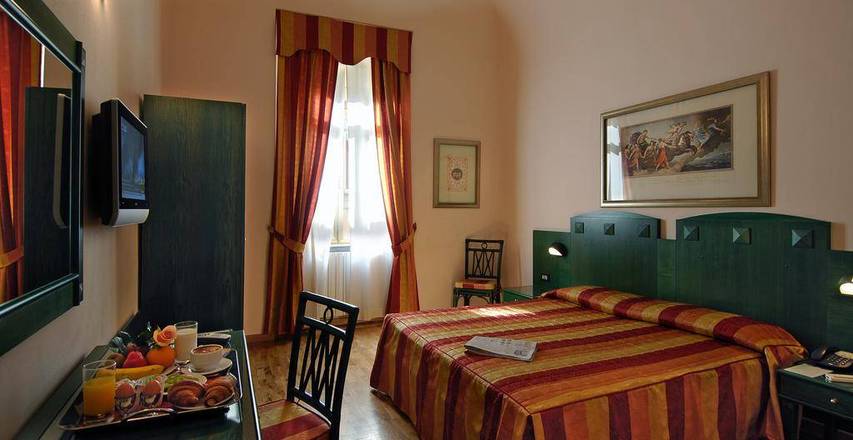 Hotel Bologna, Pisa