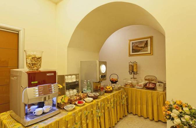 Albergo del Golfo, Naples
