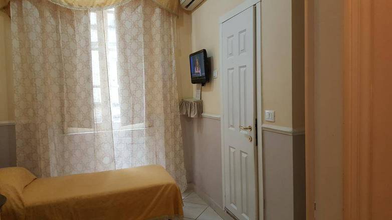 Bed & Breakfast Napoli Centrale, Naples