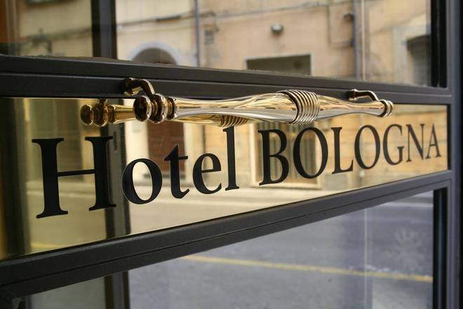 Hotel Bologna, Pisa