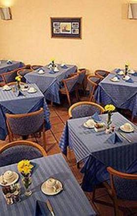 Ibis Styles Napoli Garibaldi, Naples