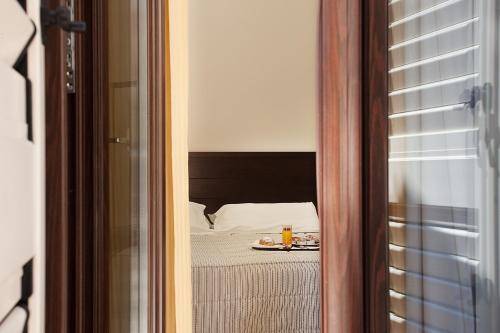 Albergo del Golfo, Naples