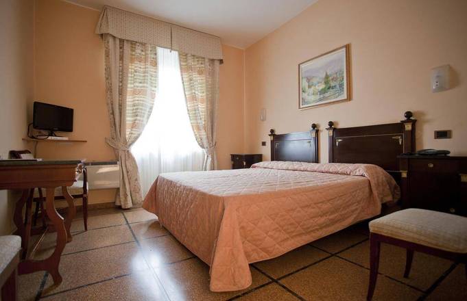 Hotel La Pace, Pisa