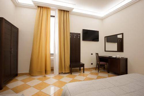 Albergo del Golfo, Naples