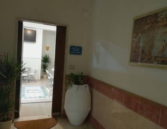 Hotel Bella Capri, Naples