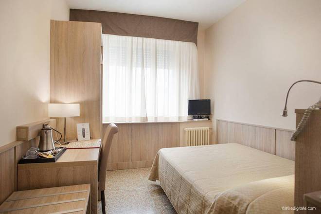Hotel La Pace, Pisa