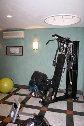 Culture Hotel Villa Capodimonte, Naples