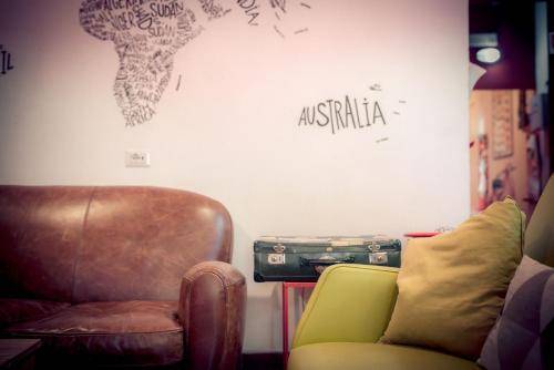 Hostel of the Sun, Naples