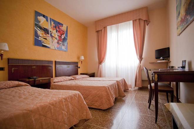 Hotel La Pace, Pisa