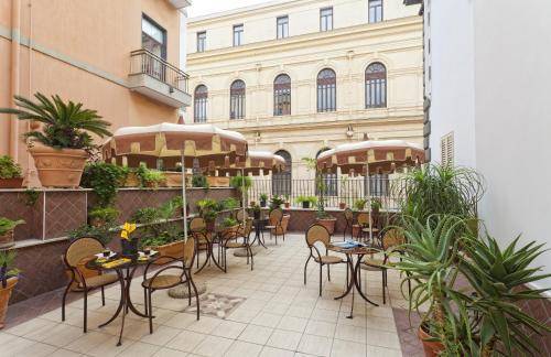 Albergo del Golfo, Naples