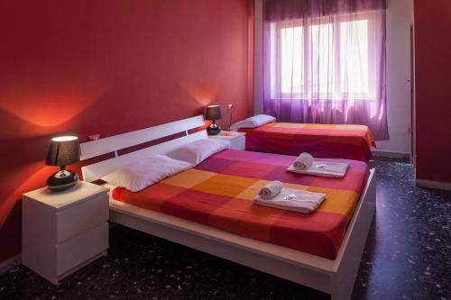 Hostel of the Sun, Naples