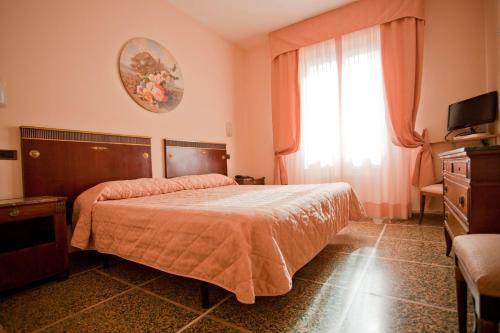 Hotel La Pace, Pisa