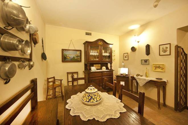 Hotel Il Convento, Naples
