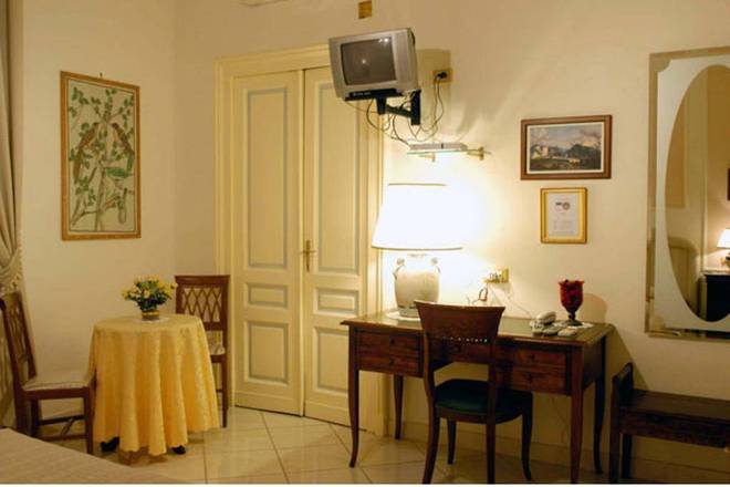 Bed & Breakfast Napoli Centrale, Naples