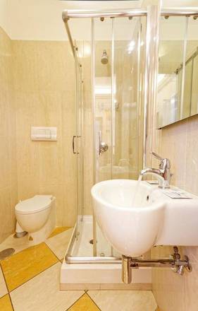 Albergo del Golfo, Naples