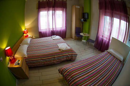 Hostel of the Sun, Naples