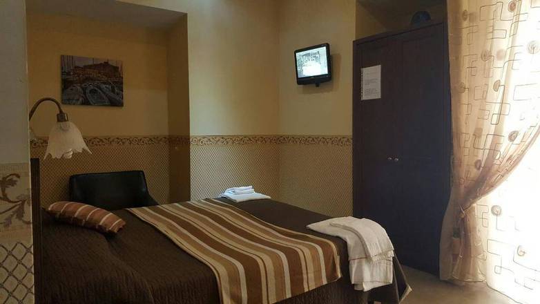 Bed & Breakfast Napoli Centrale, Naples