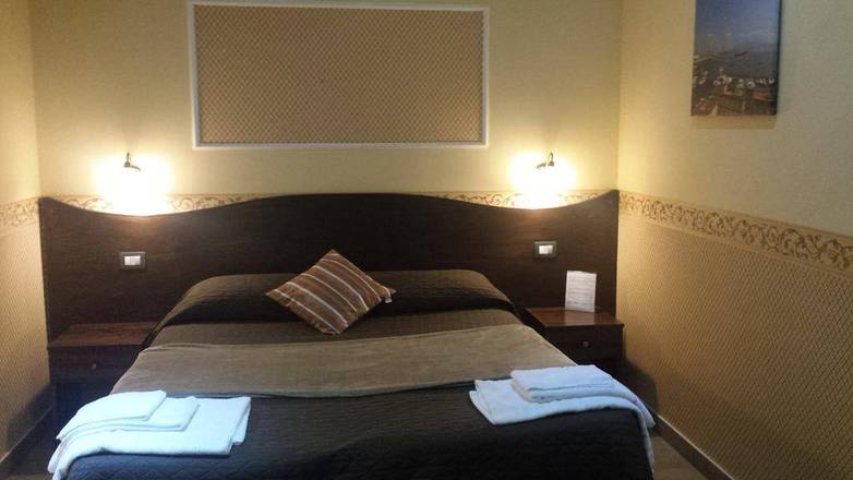 Bed & Breakfast Napoli Centrale, Naples