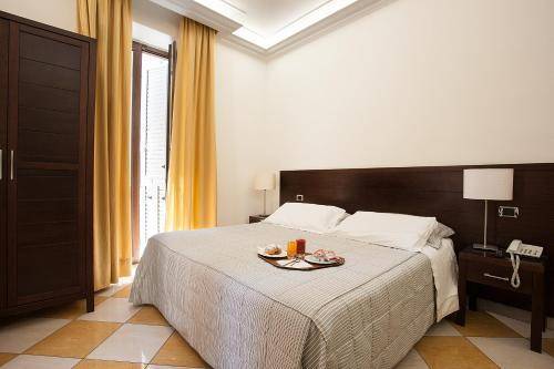 Albergo del Golfo, Naples
