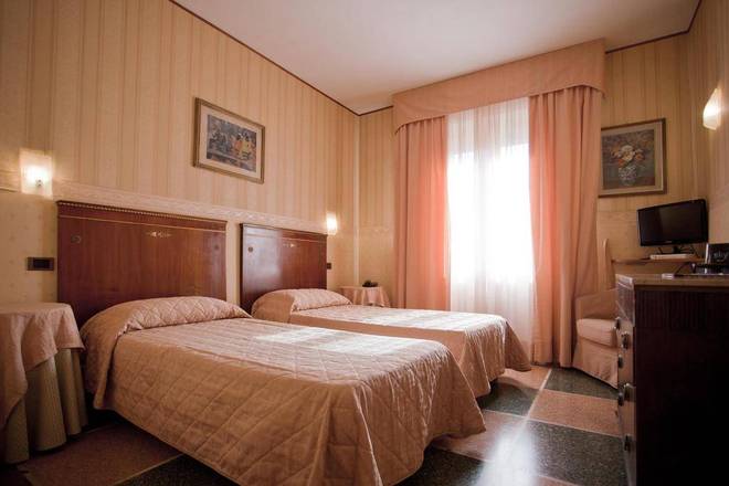 Hotel La Pace, Pisa