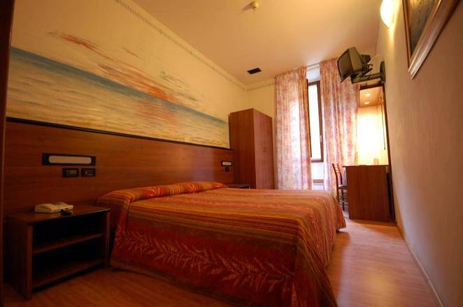 Hotel Leonardo, Pisa