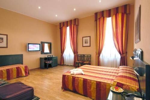Hotel Bologna, Pisa