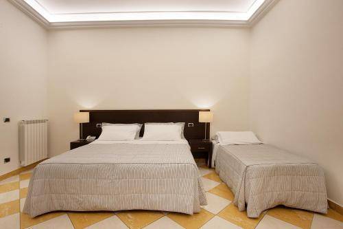 Albergo del Golfo, Naples