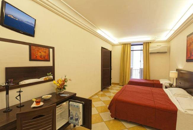 Albergo del Golfo, Naples