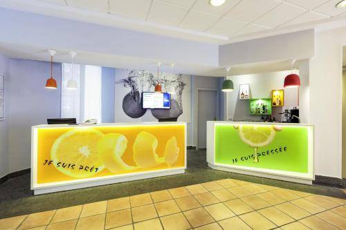 Ibis Styles Napoli Garibaldi, Naples