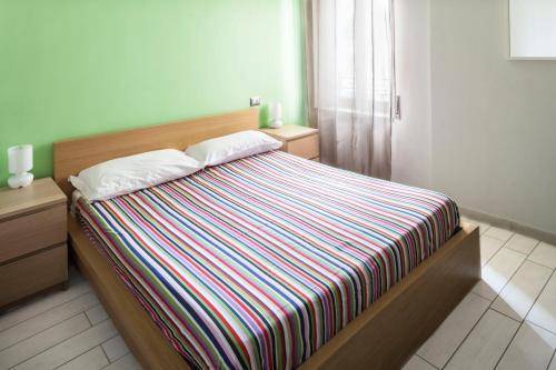 Hostel of the Sun, Naples