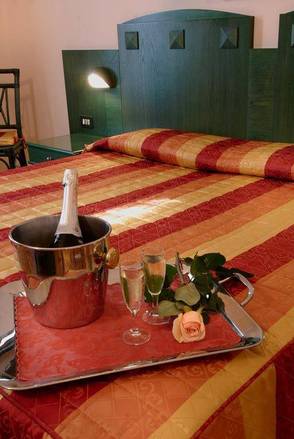 Hotel Bologna, Pisa
