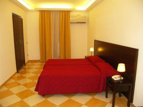 Albergo del Golfo, Naples