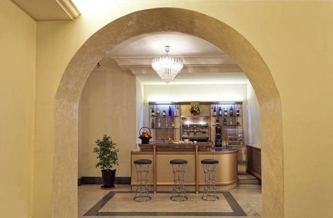 Albergo del Golfo, Naples