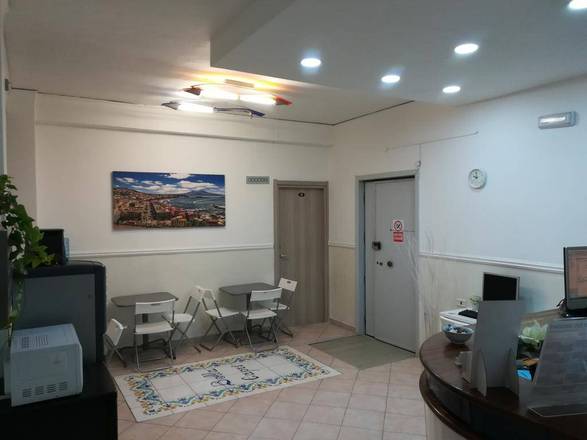 Hotel Bella Capri, Naples
