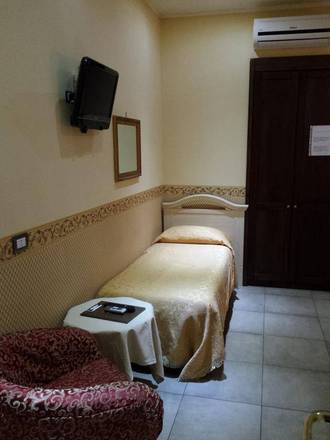 Bed & Breakfast Napoli Centrale, Naples