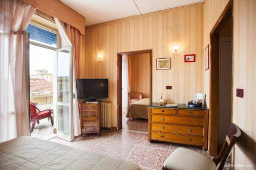 Hotel La Pace, Pisa