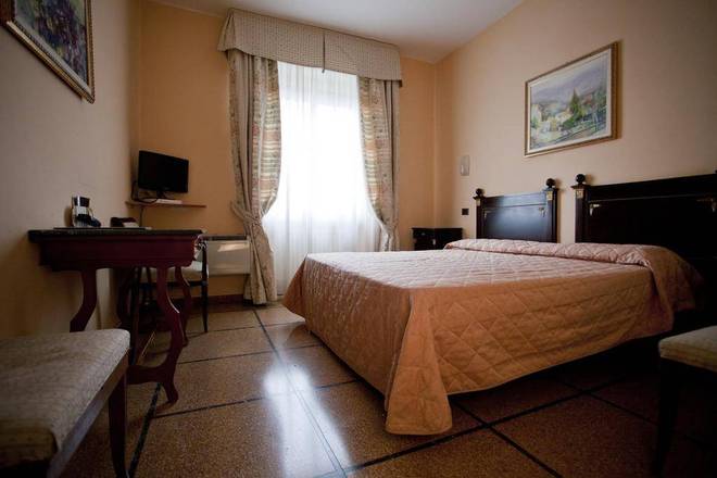 Hotel La Pace, Pisa
