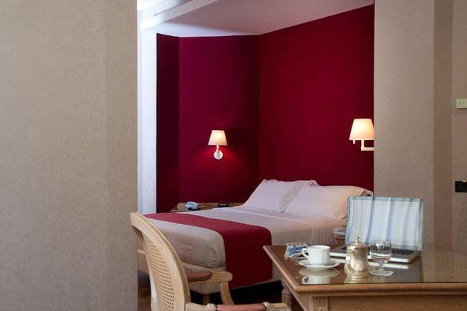 Culture Hotel Villa Capodimonte, Naples