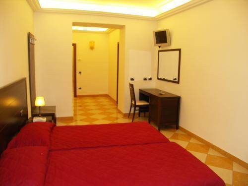Albergo del Golfo, Naples