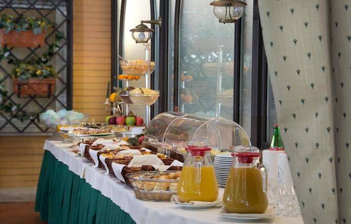 Culture Hotel Villa Capodimonte, Naples