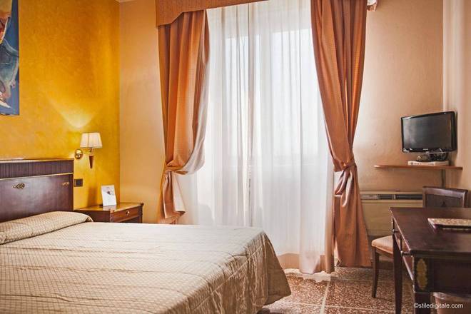 Hotel La Pace, Pisa