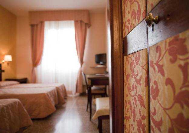 Hotel La Pace, Pisa