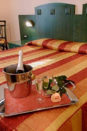 Hotel Bologna, Pisa