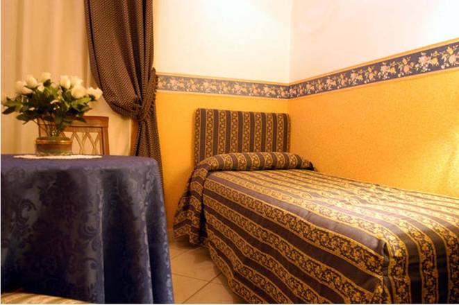 Bed & Breakfast Napoli Centrale, Naples