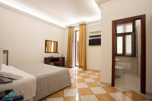 Albergo del Golfo, Naples