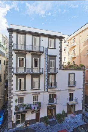 Albergo del Golfo, Naples
