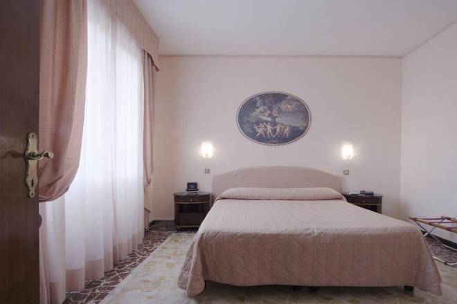 Hotel La Pace, Pisa