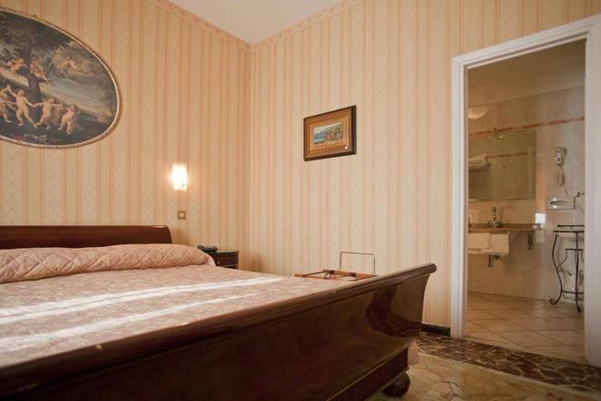 Hotel La Pace, Pisa